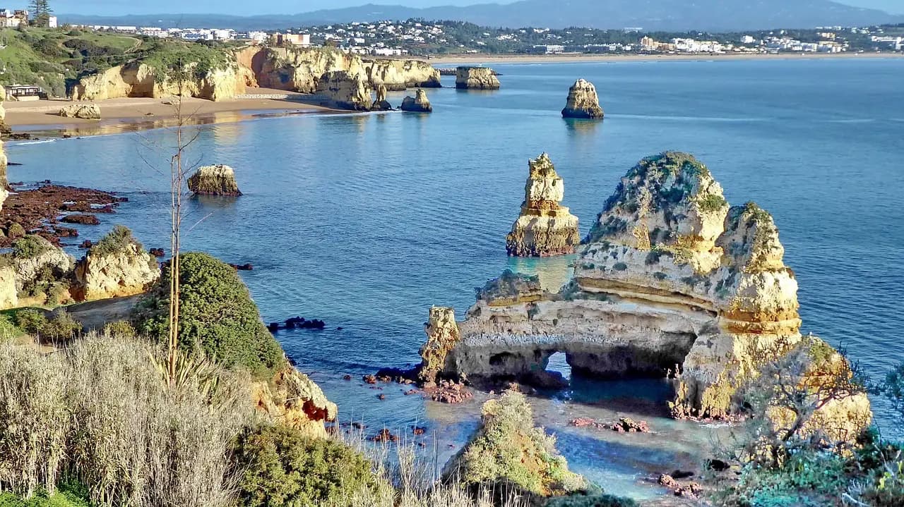 L’Algarve comme terrain de jeu entre plages et villages typiques pour vivre un séjour fitness inoubliable