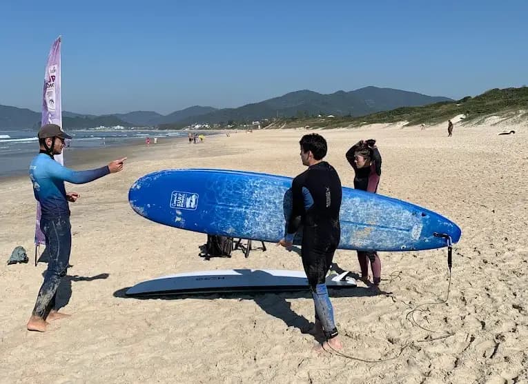 Exploration de l'île