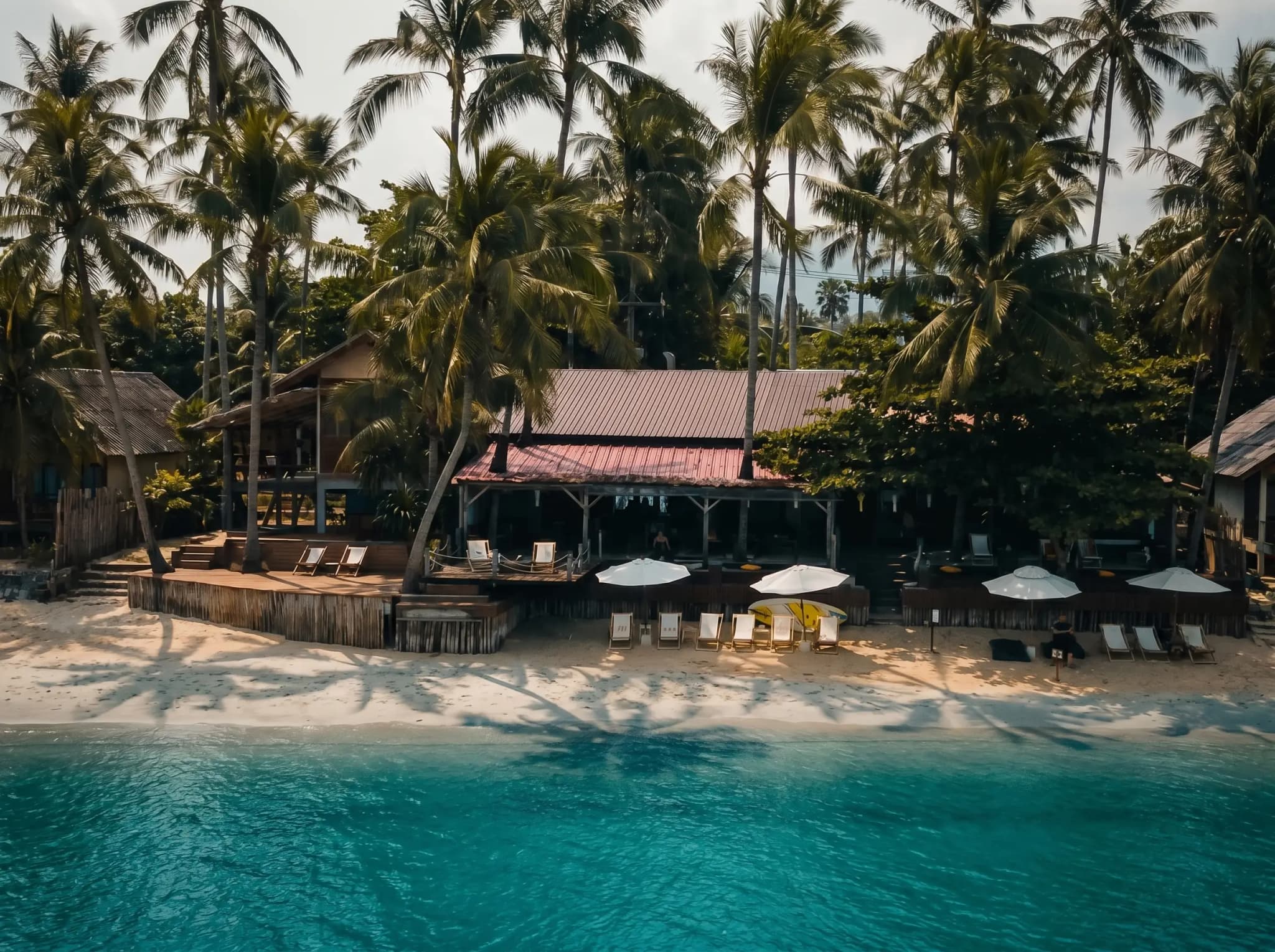 Un camp de Muay Thai en bord de plage à Koh Samui
